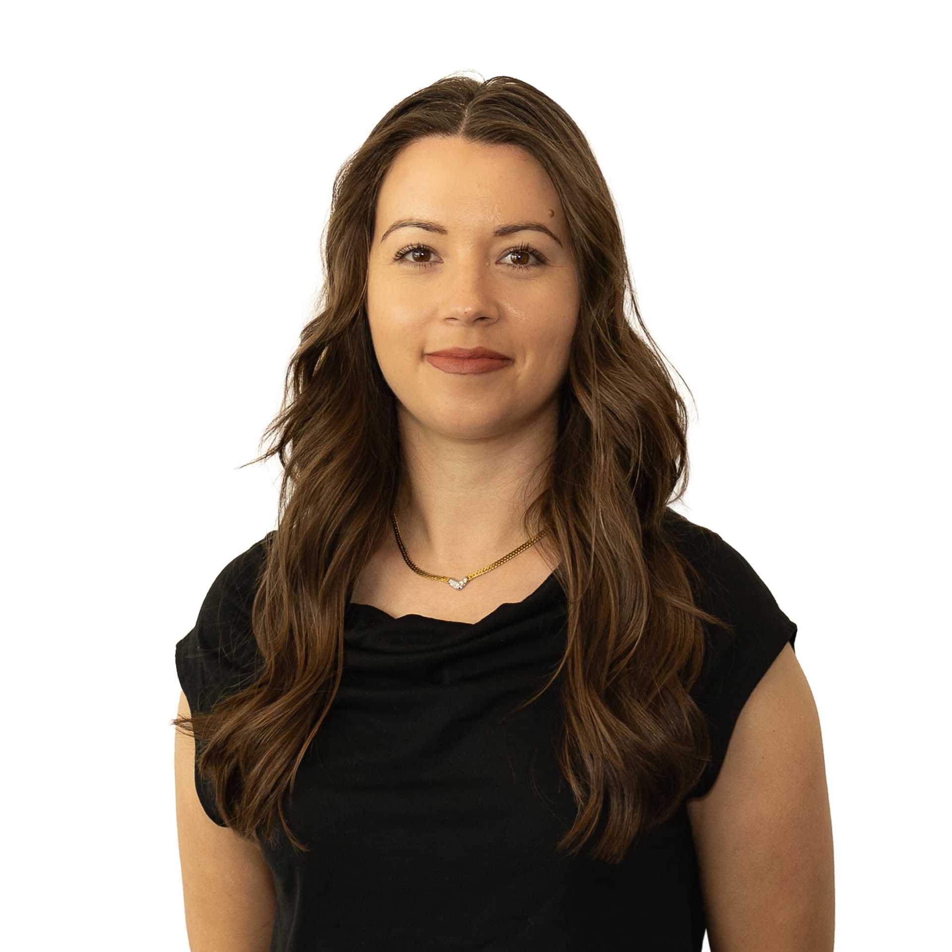 Portrait of Sam Z., a professional stylist at The Fixx Hair Studio, showcasing their expertise and style.